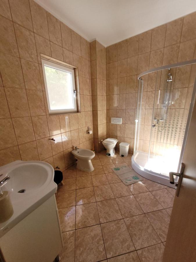 Hotel Casa Patryk Orszowa Zewnętrze zdjęcie