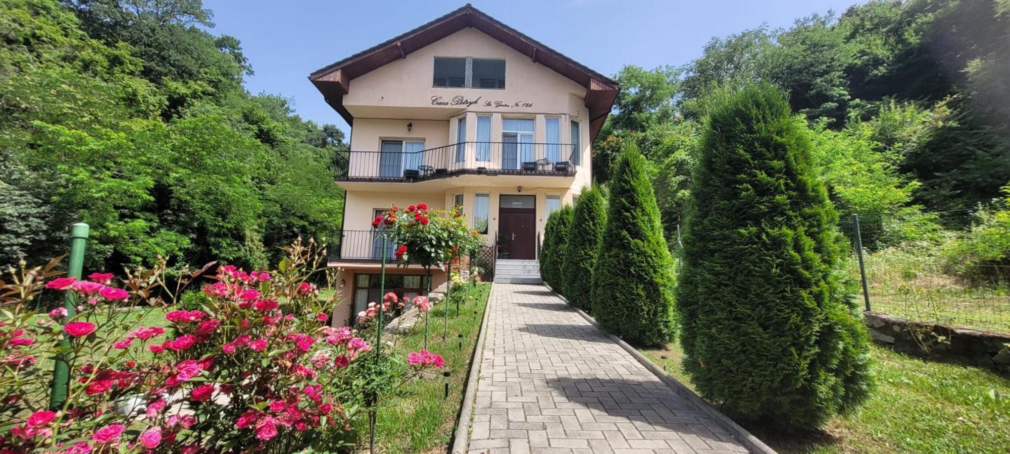 Hotel Casa Patryk Orszowa Zewnętrze zdjęcie